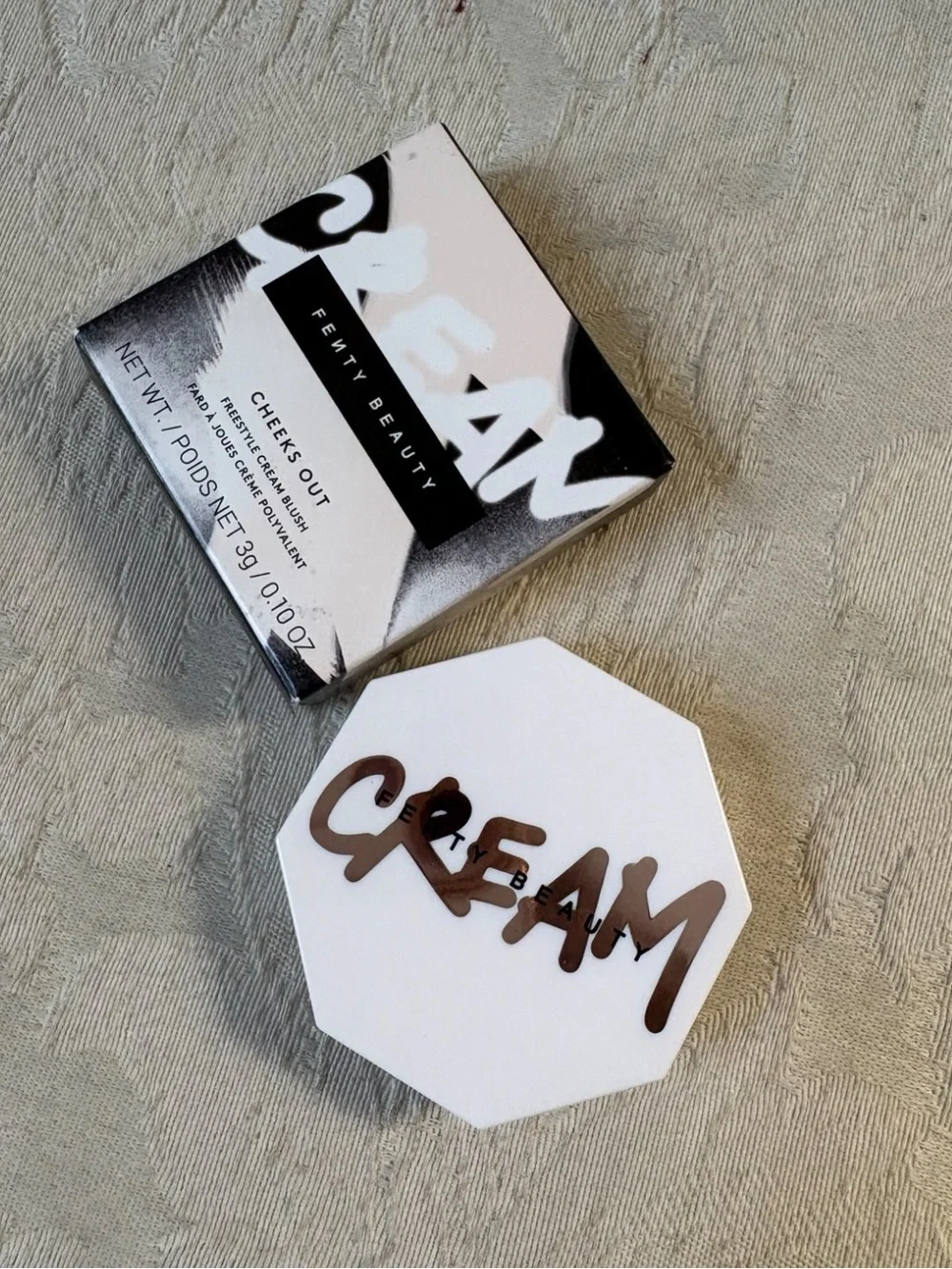 Fenty Beauty Cheeks Out Freestyle Cream Blush — Rose Latte 10 BNIB